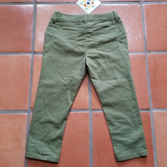 SUKO Mid Rise Pull On Stretch Green Denim Capris - Picture 1 of 9